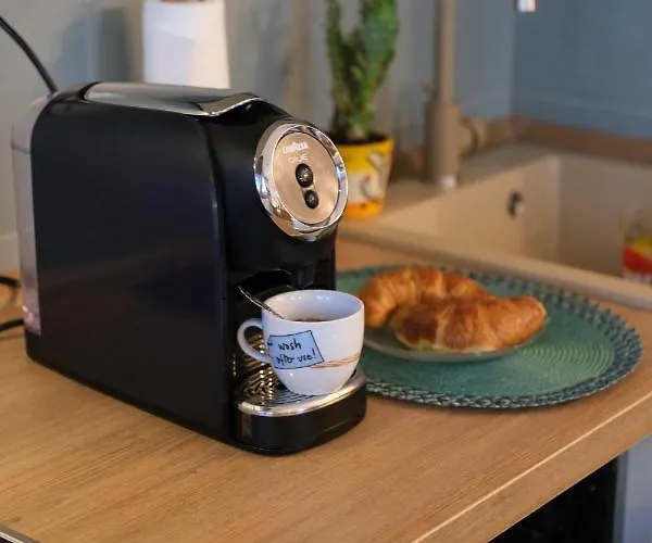 Olive Shade - Near The Apartamento